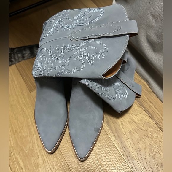 VICI Cassidy Embroidered Western Cowboy Boots Slate Blue 7.5 - Picture 5 of 5